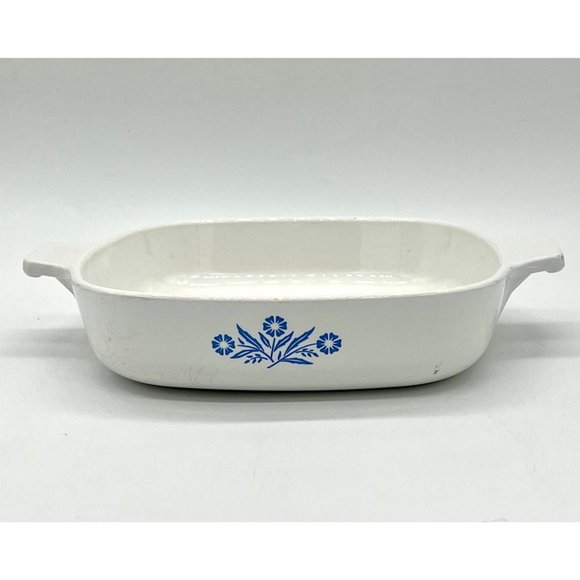 Corningware Other - Vintage Corningware Cornflower Blue Square Casserole P-7-B